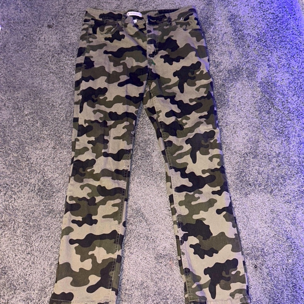 BOYS CAMOFLAGE JEANS skinny boys jeans size 12 brand:buzz cuts
